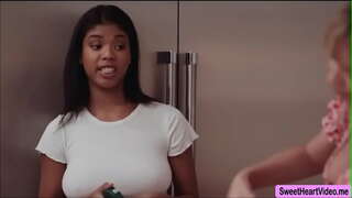 Babaing anak na panguman Nia Nacci panoorin Dana DeArmond licks kanyang basa puki