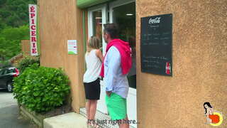 Sexiga Tiffany Leiddi blir hardfucked med en hård kuk kille