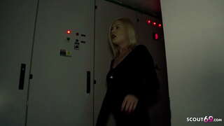 B. دمیدن نوجوان سیاه به لطف پارتی, آلمانی, تازه کار